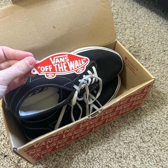 Vans Women's Black Atwood Low Top Sneaker Size 7 White Skater Canvas Casual Shoe - Picture 7 of 10